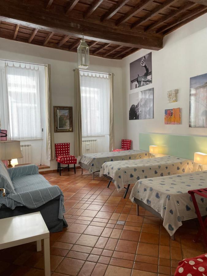 Piazza Farnese Apartment Rome Exterior photo