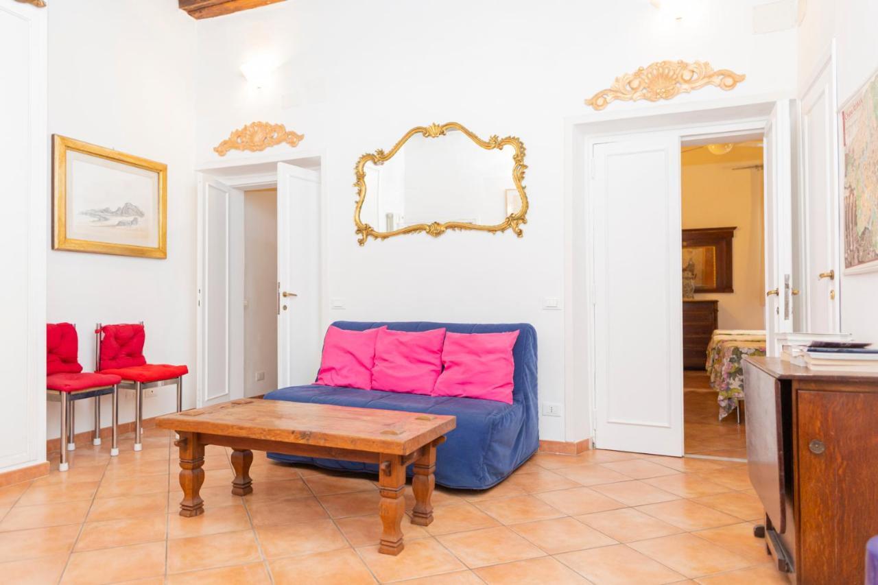 Piazza Farnese Apartment Rome Exterior photo